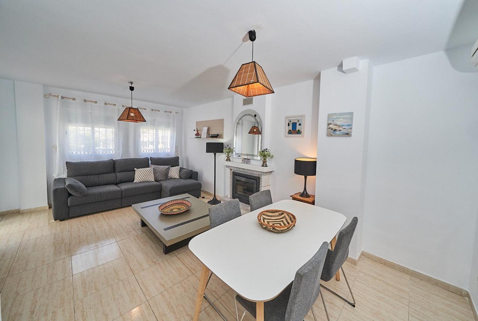 Villa Pura - Private Jacuzzi & Heated Pool Nerja Dış mekan fotoğraf