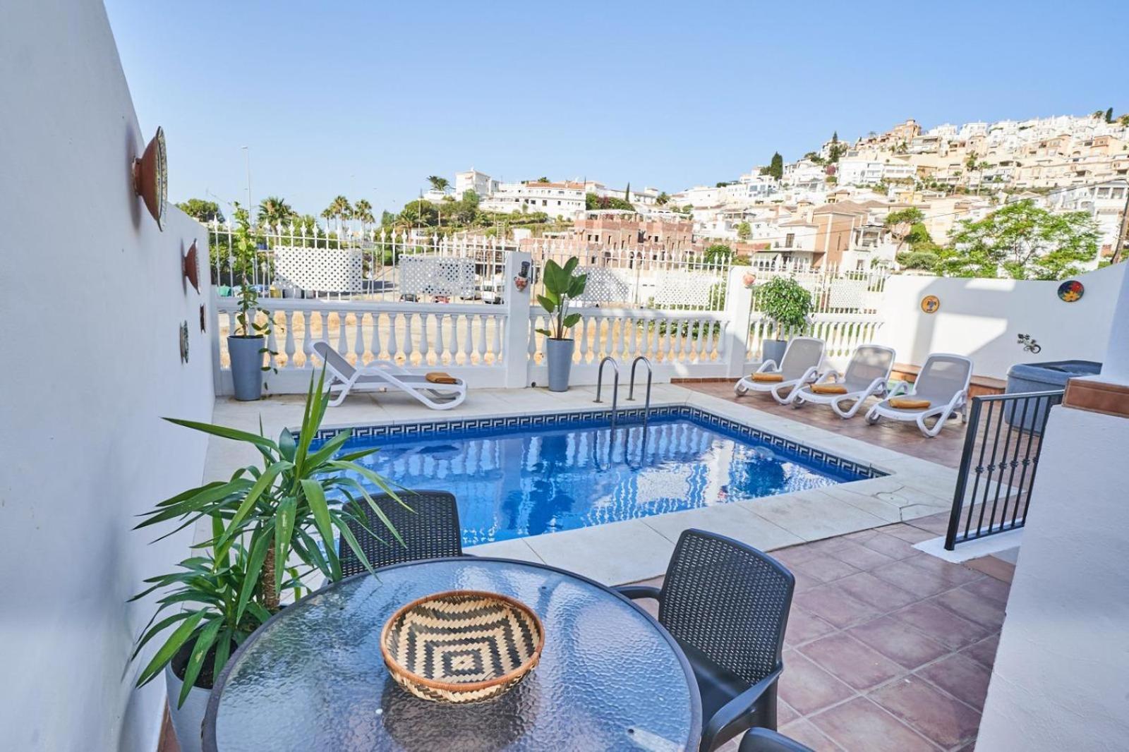 Villa Pura - Private Jacuzzi & Heated Pool Nerja Dış mekan fotoğraf